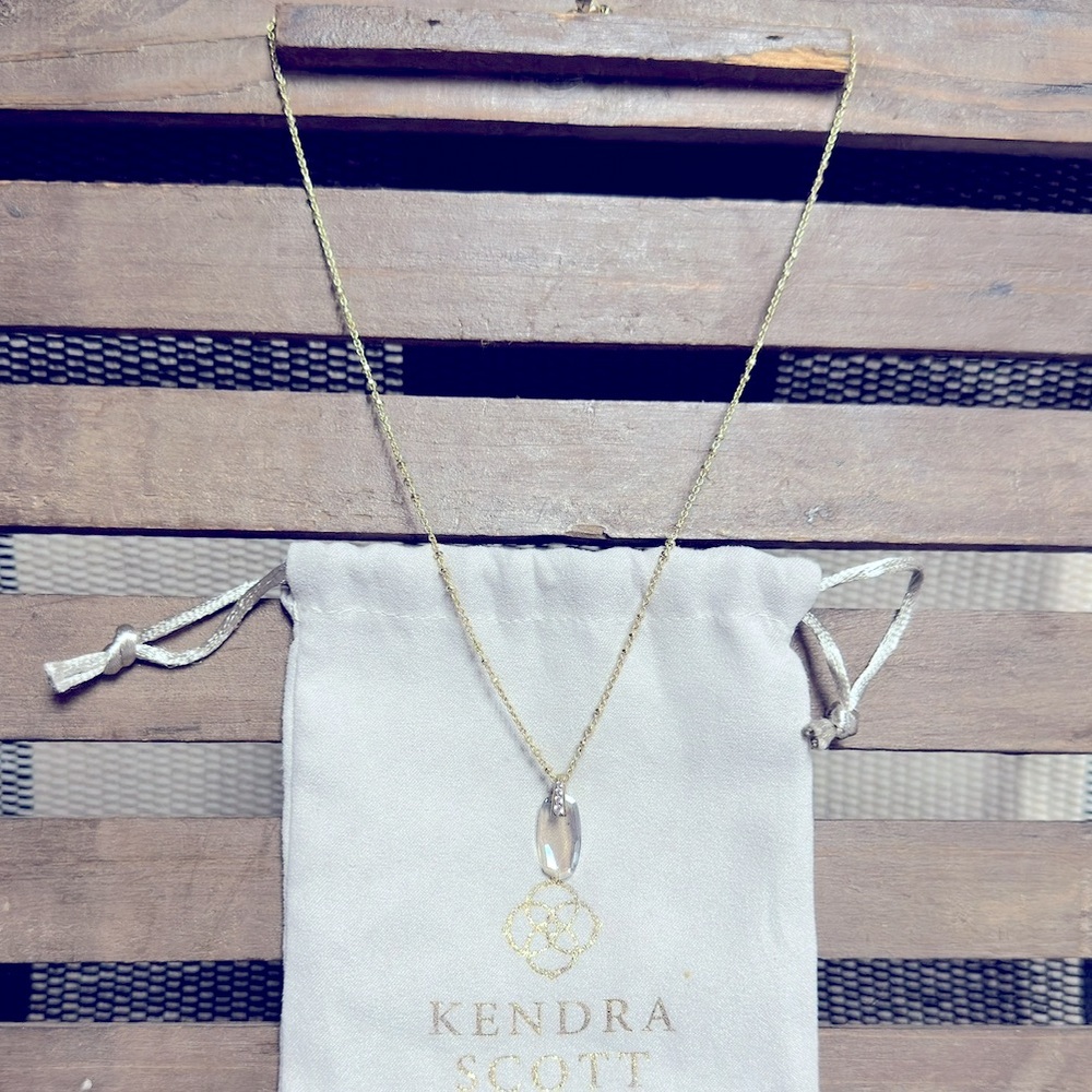 Kendra Scott great shape Camila crystal clear faceted translucent glass necklace